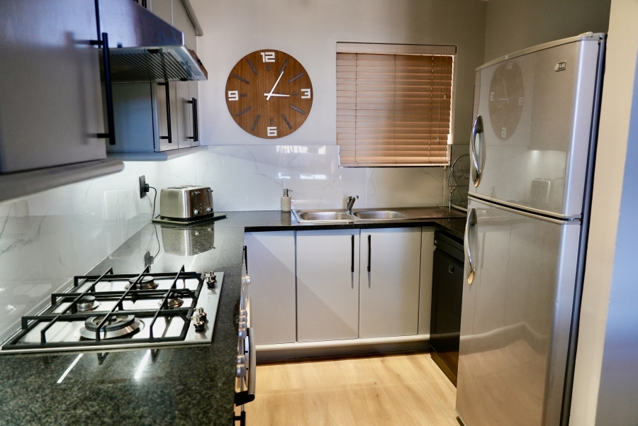 To Let 2 Bedroom Property for Rent in Century City Western Cape